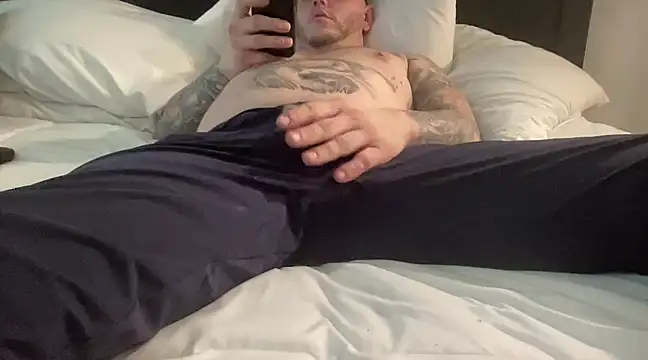 Thegreatwhitepipe online show from 18, 3, 2025