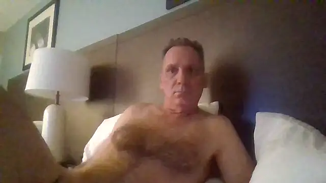 Snapshot of HunkofRock chatting on 25, 9, 2025 HunkofRock online show from 25, 9, 2025