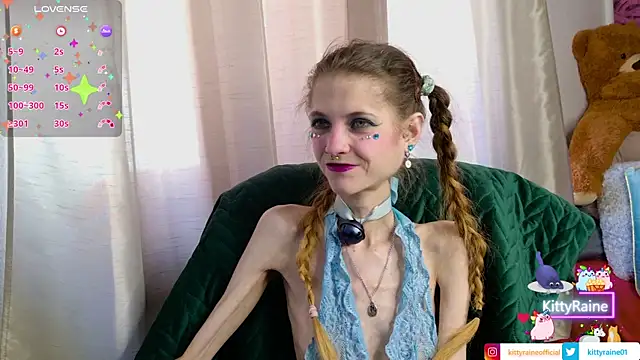 Snapshot of KittyRaine chatting on 4, 5, 2026 KittyRaine online show from 4, 5, 2026