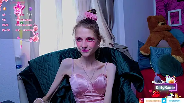 Snapshot of KittyRaine chatting on 17, 5, 2026 KittyRaine online show from 17, 5, 2026