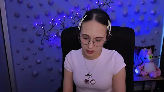 mona cloud online show from 20, 5, 2026