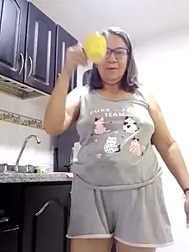 victoria wayne online show from 17, 12, 2025