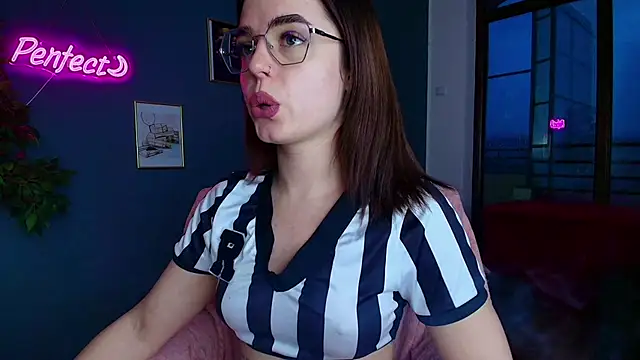 Perfect Moans online show from 3, 4, 2026