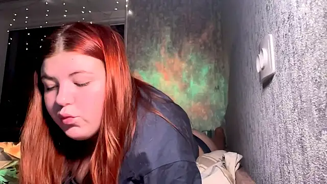 Dreamy Desire online show from 3, 11, 2025