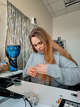 Juicy PeachLux online show from 15, 1, 2026