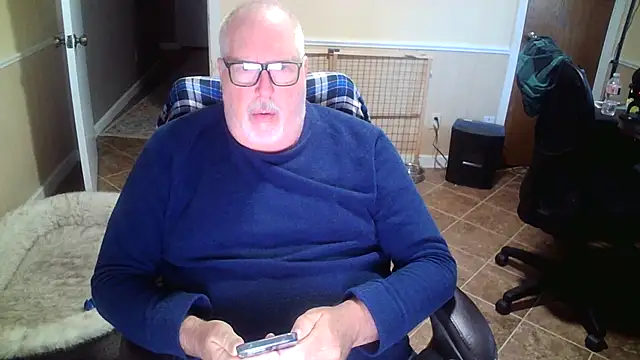 superbearboss online show from 31, 10, 2025