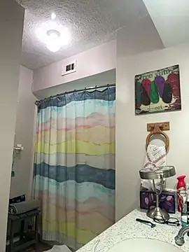 superbearboss online show from 5, 4, 2026