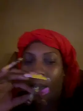 Dymmmm online show from 4, 11, 2025