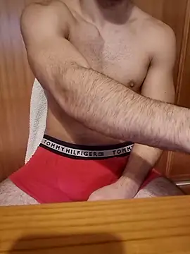 Snapshot of LucianDraven chatting on 8, 3, 2025 LucianDraven online show from 8, 3, 2025