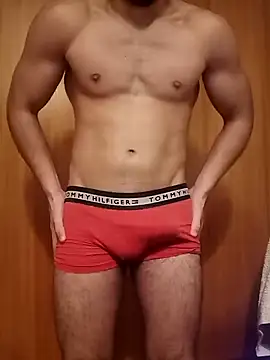 Snapshot of LucianDraven chatting on 8, 3, 2025 LucianDraven online show from 8, 3, 2025