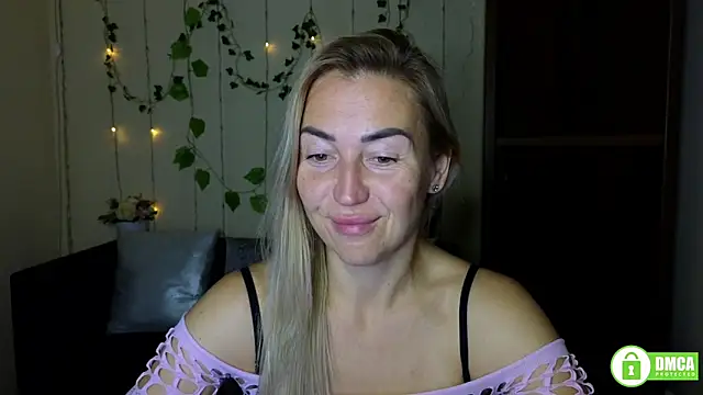 Kiss julli88I online show from 29, 9, 2025