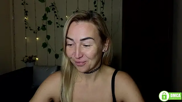 Kiss julli88I online show from 19, 10, 2025