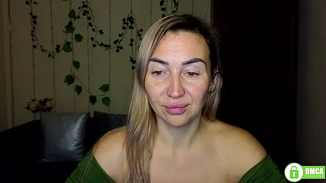 Kiss julli88I online show from 2, 12, 2025