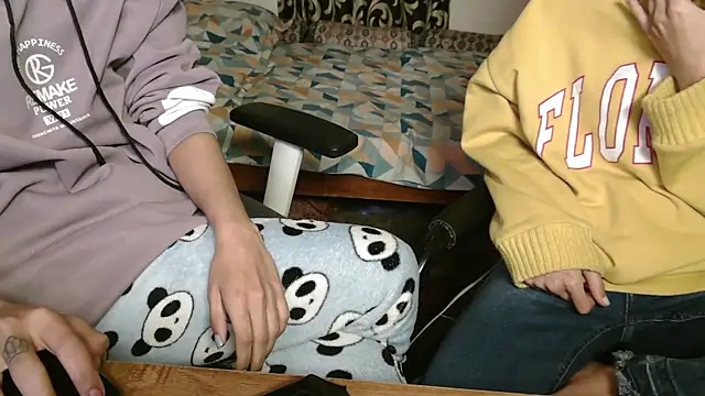 Snapshot of NaughtyThrouple007 chatting on 18, 12, 2025 NaughtyThrouple007 online show from 18, 12, 2025