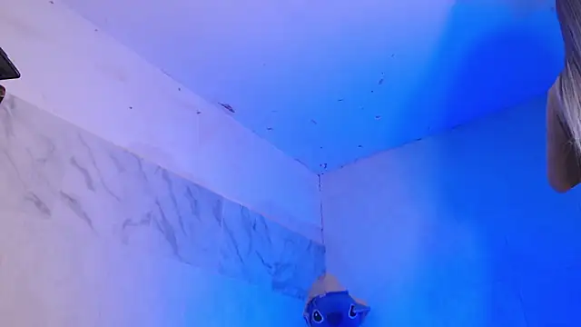 KimberlyXtreme online show from 10, 4, 2026