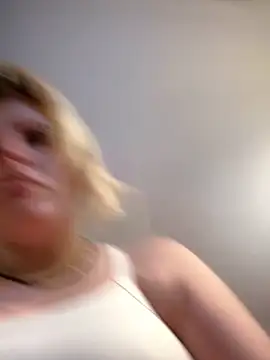 KITTYBOOBOOFUXX online show from 1, 3, 2026