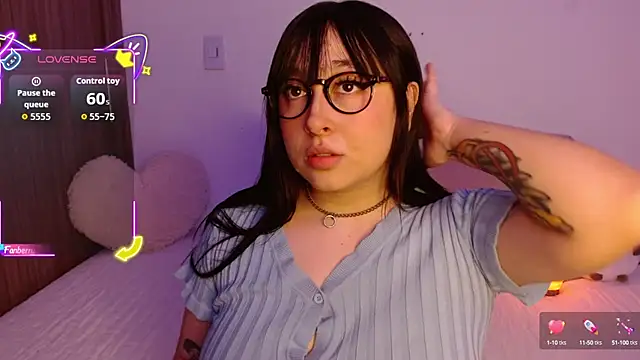 Oliviargf online show from 15, 9, 2025