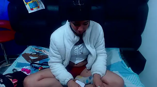 XxxReinaSexyBodyxxX777 online show from 12, 3, 2025