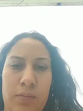 esmeralda jadees online show from 9, 3, 2025