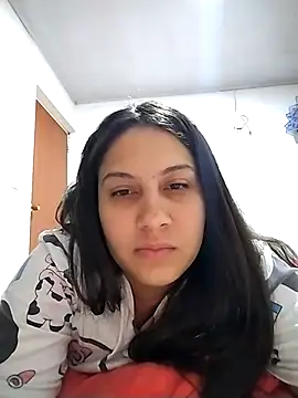 esmeralda jadees online show from 6, 3, 2026