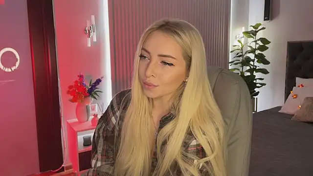 OhMyEmma online show from 11, 10, 2025