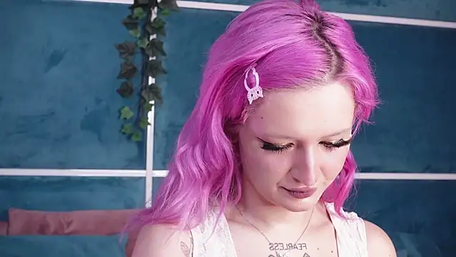 SunnyGlow online show from 17, 10, 2025