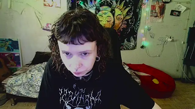 Snapshot of Lil_foxxx chatting on 19, 7, 2026 Lil foxxx online show from 19, 7, 2026