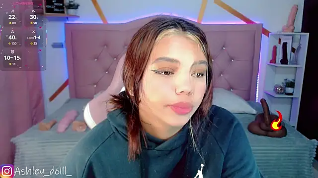 Ashley dolll online show from 29, 10, 2025