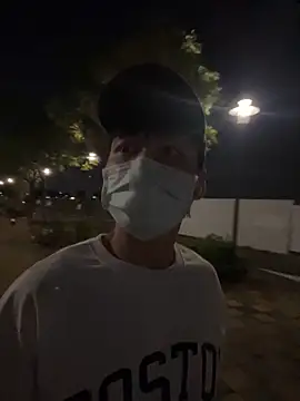 Snapshot of chipboo chatting on 6, 11, 2025 chipboo online show from 6, 11, 2025