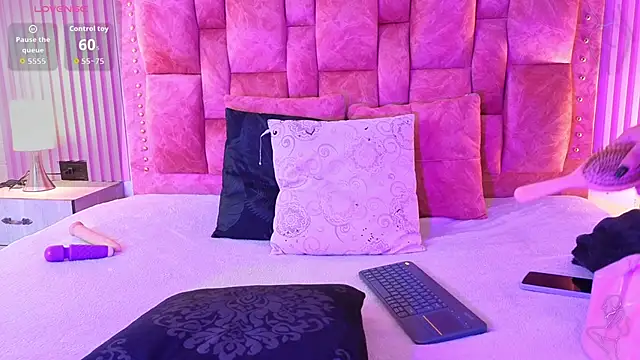 goldilockss15 online show from 6, 10, 2025