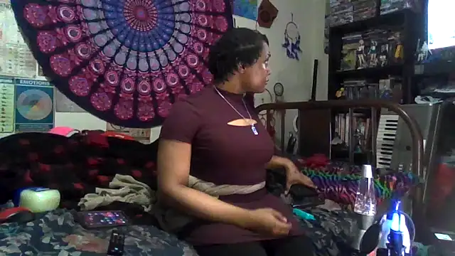 GardeniaFields online show from 28, 11, 2025