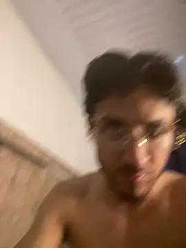 Snapshot of Zayn_kane chatting on 1, 5, 2026 Zayn kane online show from 1, 5, 2026