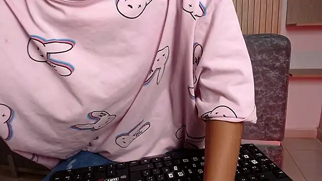 willow smitt online show from 5, 3, 2026