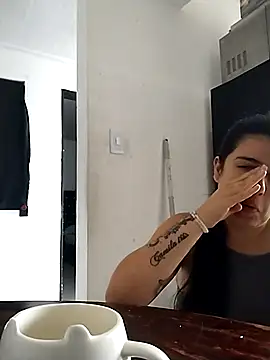 Seet Hanna online show from 29, 9, 2025