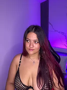 VanessaScott  online show from 3, 10, 2025