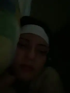 Snapshot of val_zx chatting on 19, 3, 2025 val zx online show from 19, 3, 2025