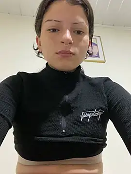 Snapshot of val_zx chatting on 14, 1, 2026 val zx online show from 14, 1, 2026