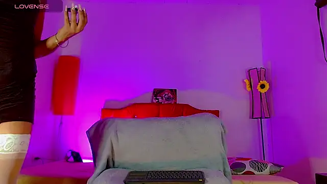 alexsandra kiss online show from 17, 4, 2026