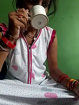 Hotty-Nidhi online show from 2, 10, 2025