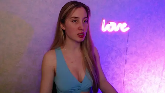 MiaMoore333 online show from 9, 3, 2025
