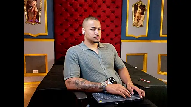 AshtonnSummer online show from 22, 3, 2025