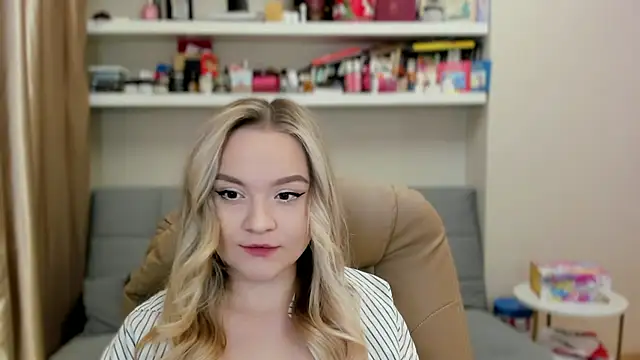 Kara Smith  online show from 26, 6, 2026