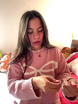 Snapshot of -Selene- chatting on 9, 10, 2025 -Selene- online show from 9, 10, 2025