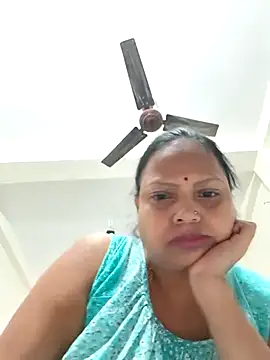 Snapshot of Arohi35 chatting on 9, 9, 2025 Arohi35 online show from 9, 9, 2025