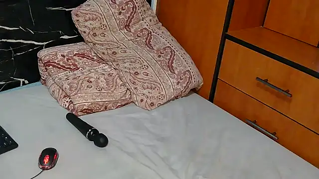 EbonyAlphaBitch online show from 26, 2, 2026