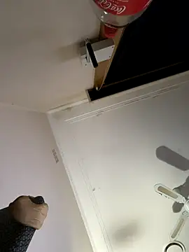 twink69Finger online show from 26, 9, 2025