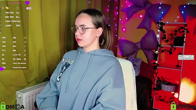 Snapshot of Lilysweet13 chatting on 23, 4, 2026 Lilysweet13 online show from 23, 4, 2026