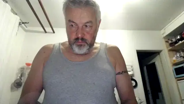 Berg Boy online show from 27, 10, 2025