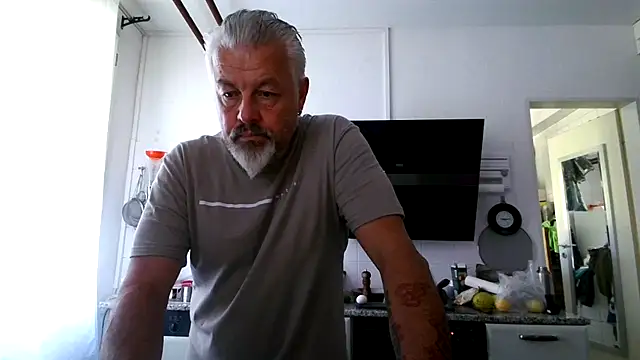 Snapshot of Berg_Boy chatting on 27, 6, 2026 Berg Boy online show from 27, 6, 2026