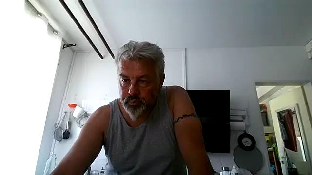 Snapshot of Berg_Boy chatting on 13, 7, 2026 Berg Boy online show from 13, 7, 2026